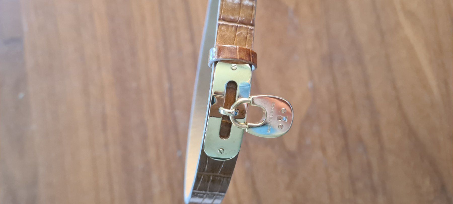 Michael Kors Bracciali & Braccialetti: Michael Kors Lederarmband – Nuovo (secondo la descrizione) da Kerns venduto da onewayticket