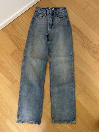 Jeans TW Grösse 32 guter Zustand