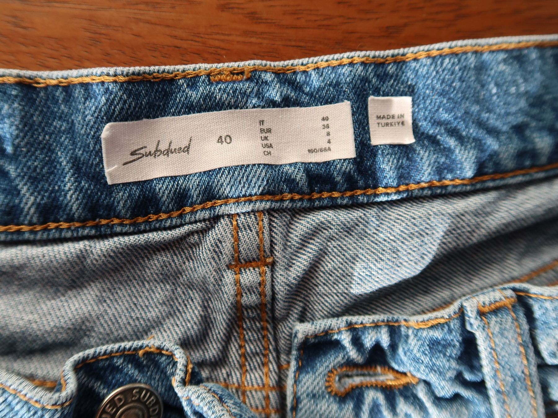 Jeans: Jeans Subdued, Grösse 36, 3 Stück – Usato da Wangen ZH venduto da Baltis01 2