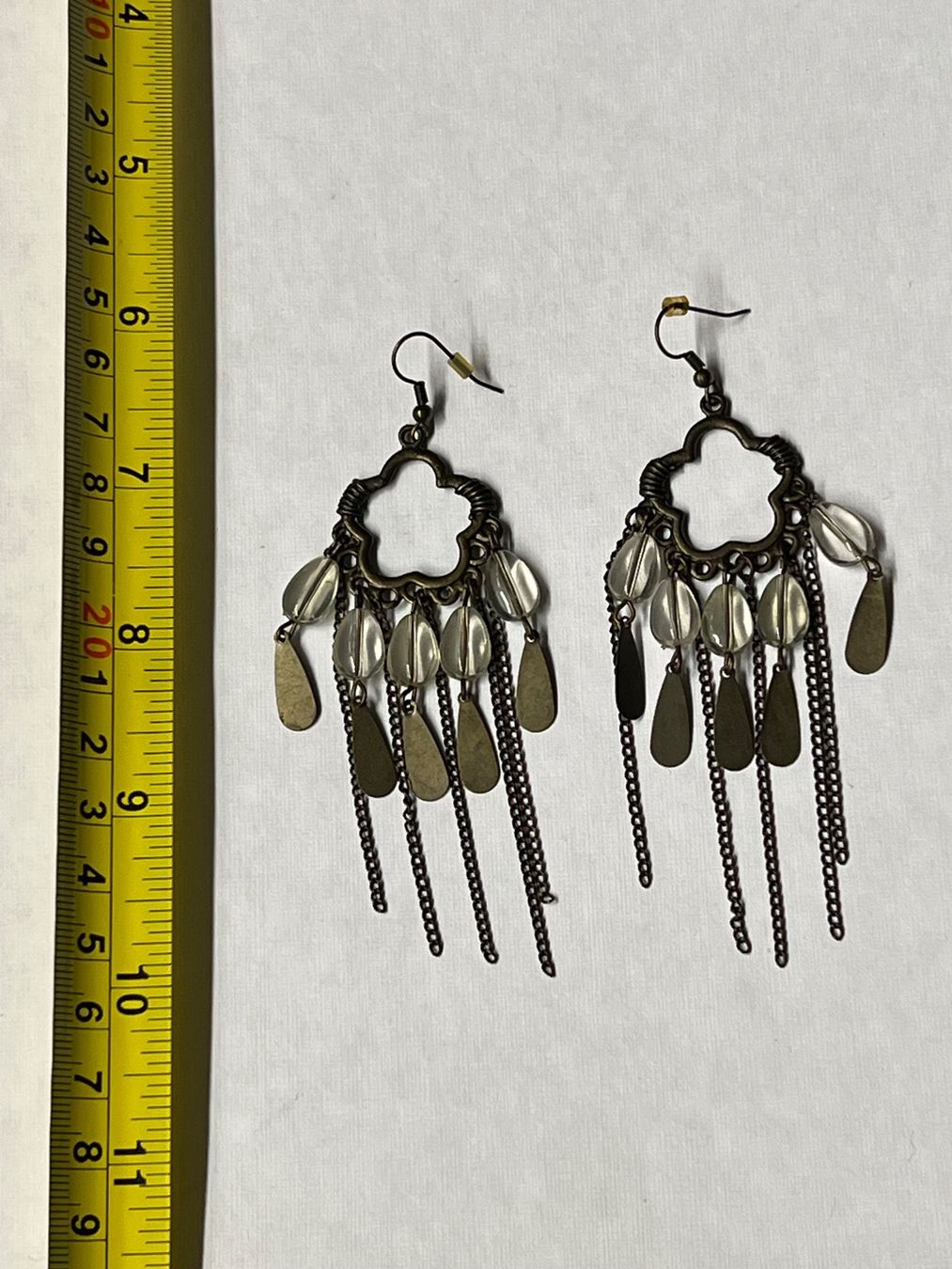 Ohrringe & -stecker: Ohrringe Blumen mit transparenten Perlen- & Kettenbehang – Gebraucht aus Zürich von rigani 2