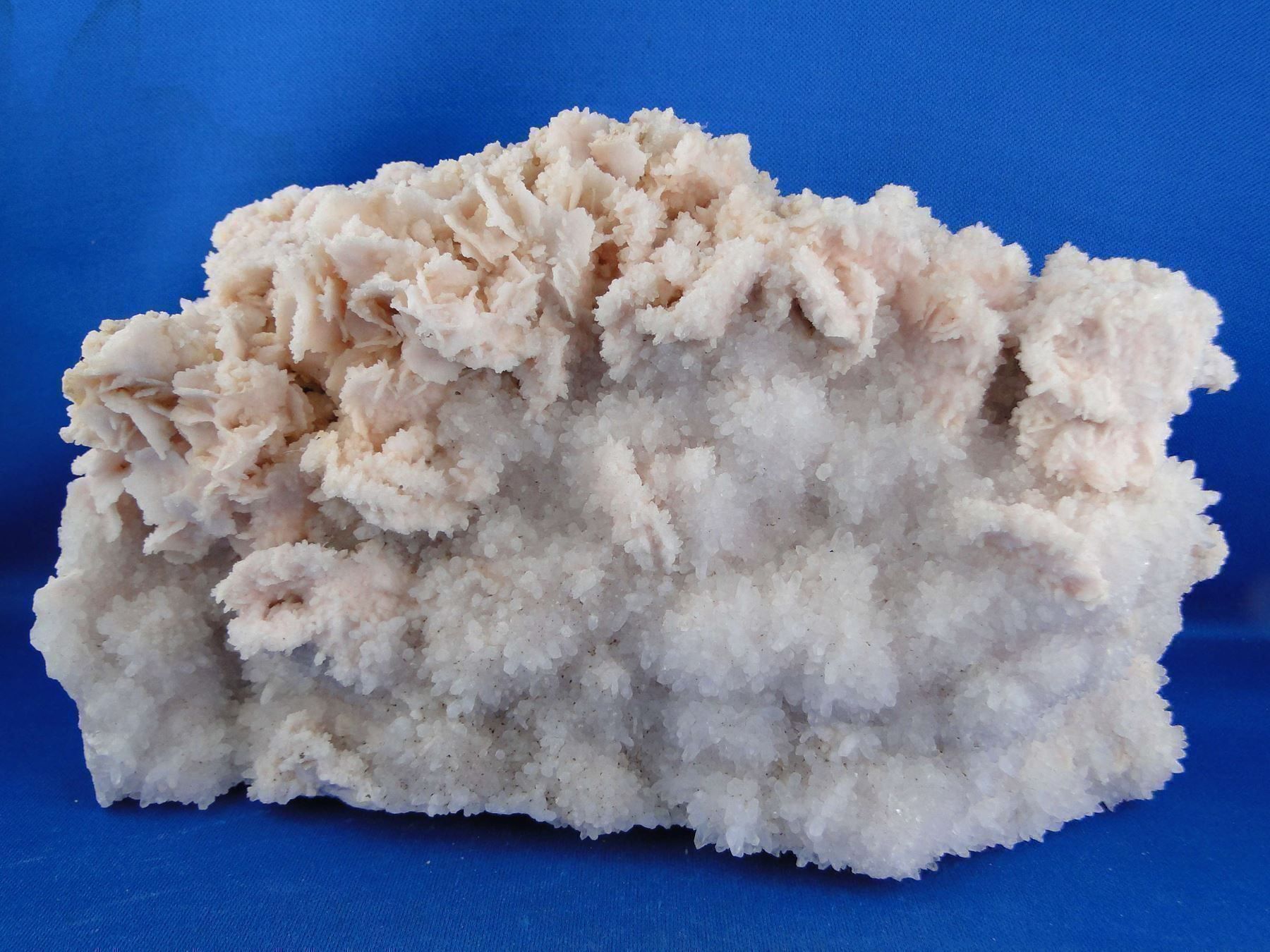 Minerali & Pietre curative: Rhodochrosit auf Quartz – Usato da Schinznach Bad venduto da Demerald 8