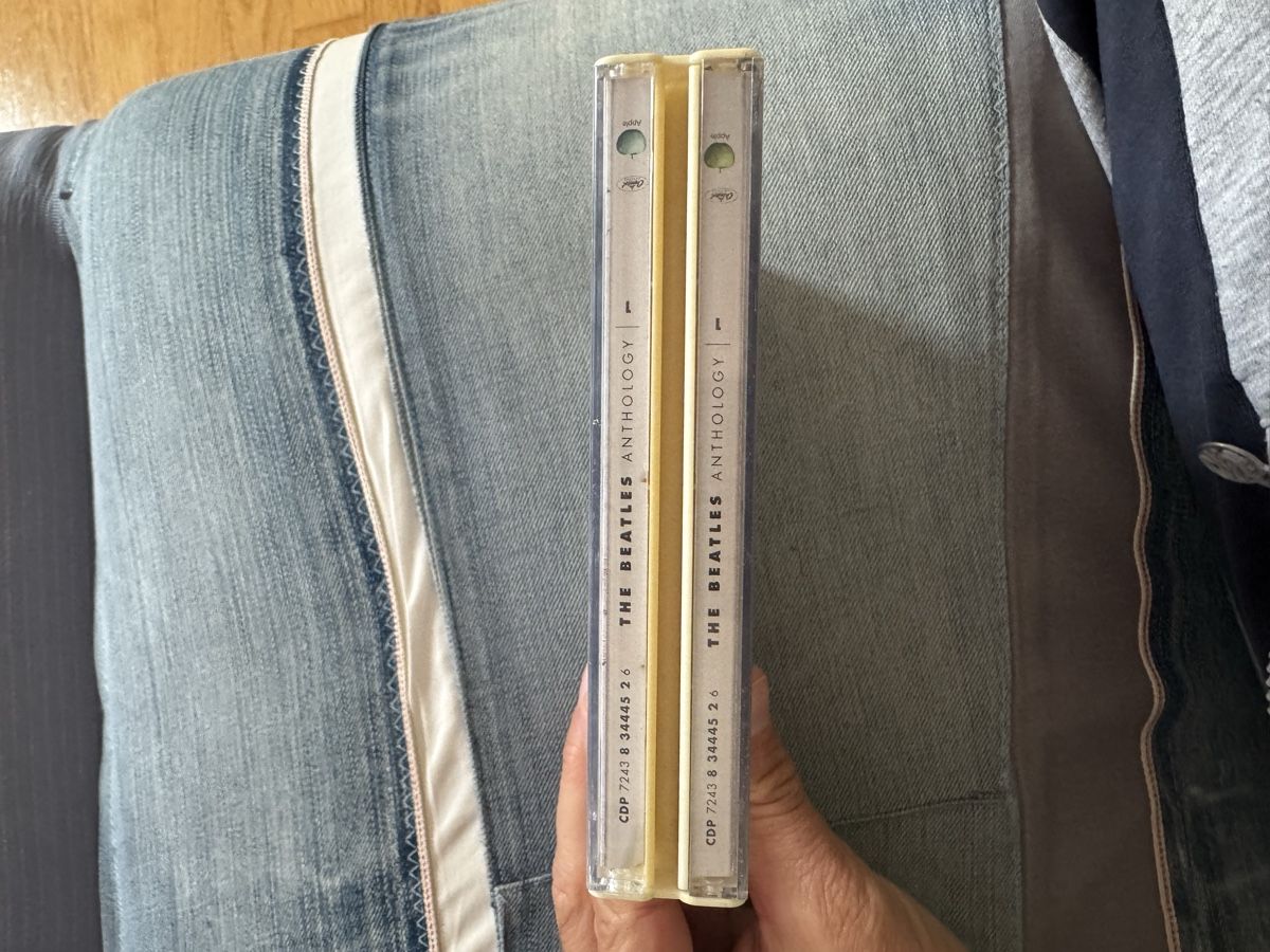 CDs: The Beatles CD Anthology Live Hamburg – Gebraucht aus Zürich von Graes23 4