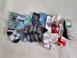 NEU! 20x Baby Socken Restposten Söckli Gr. 18-23