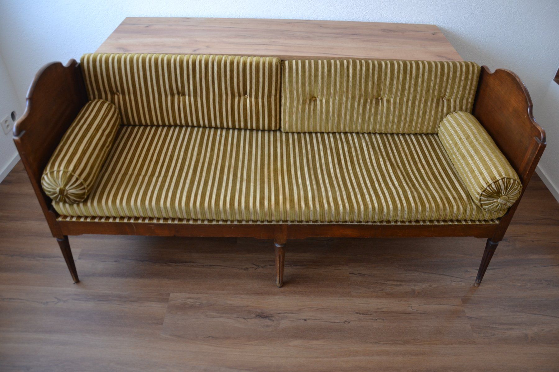Sofas: Liegesofa antik – Gebraucht aus Beinwil am See von kajak55
