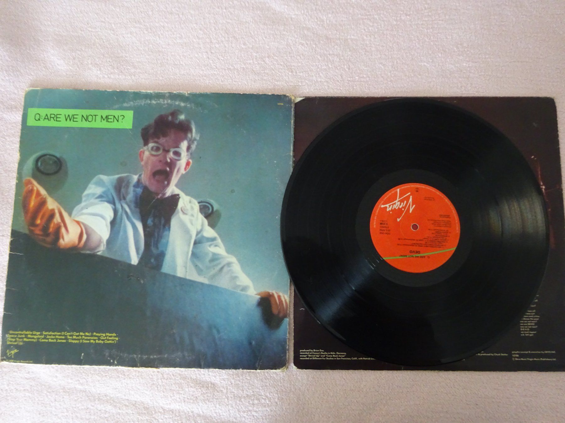 Schallplatten: DEVO ** Q ARE WE NOT MEN? – Gebraucht aus Luzern von xrayspex99 1