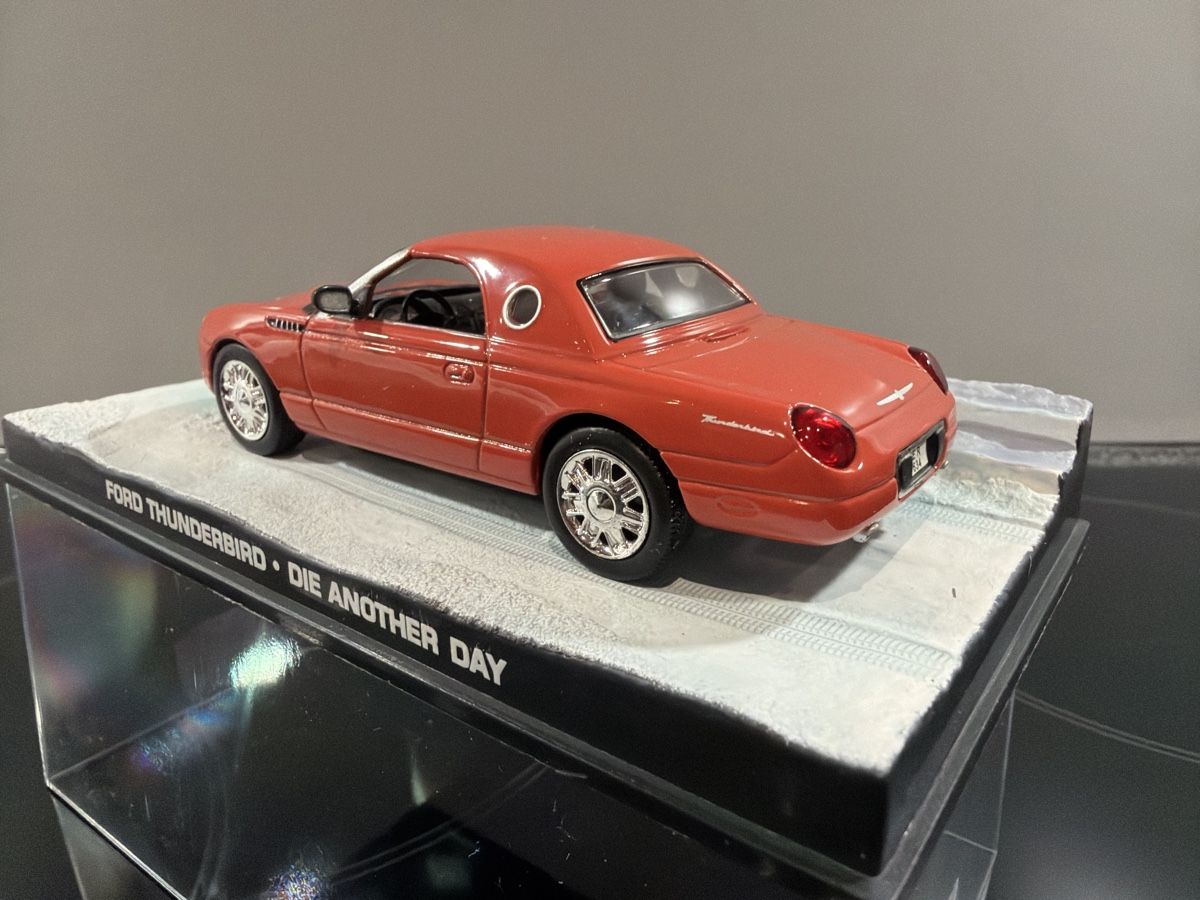 Modellini d'auto: Ford Thunderbird - 1/43 - James Bond – Nuovo (secondo la descrizione) da Wolfwil venduto da Rolex1 1