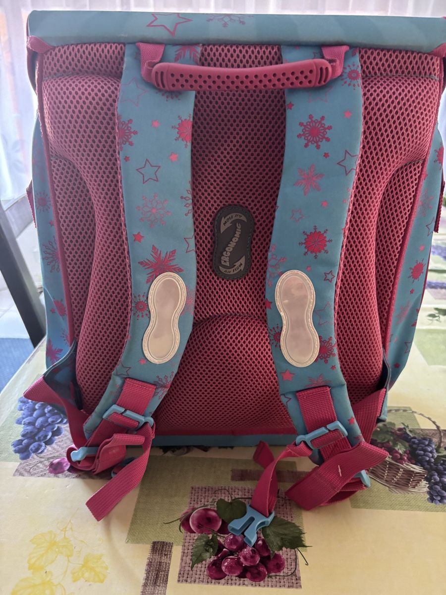 Disney Sacs & sacs à dos: Anna & Elsa Schulranzen  – Neuf (Voir description) à Olten par zor_6npz 2