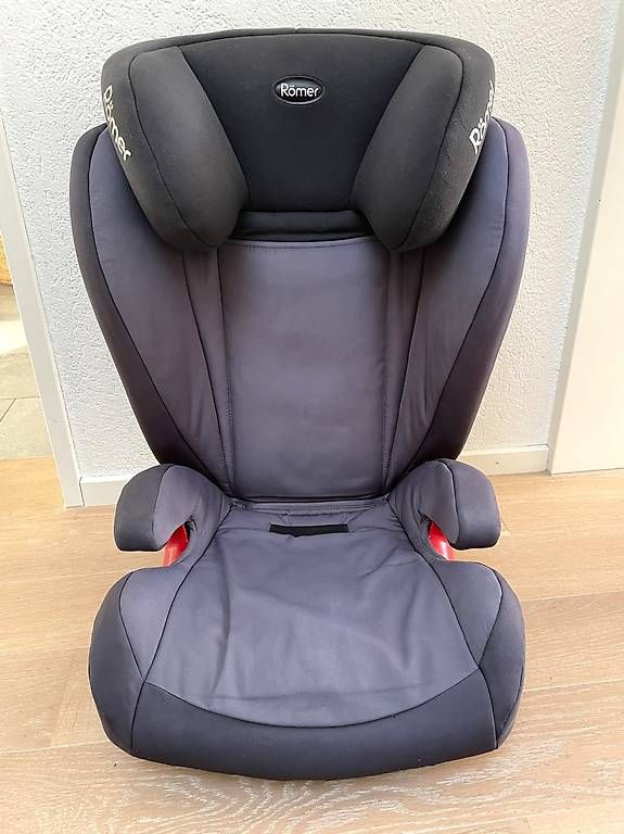 Seggiolini per auto: Kindersitz Britax Römer Kidfix Universal – Usato da Dietlikon venduto da alpoehi5
