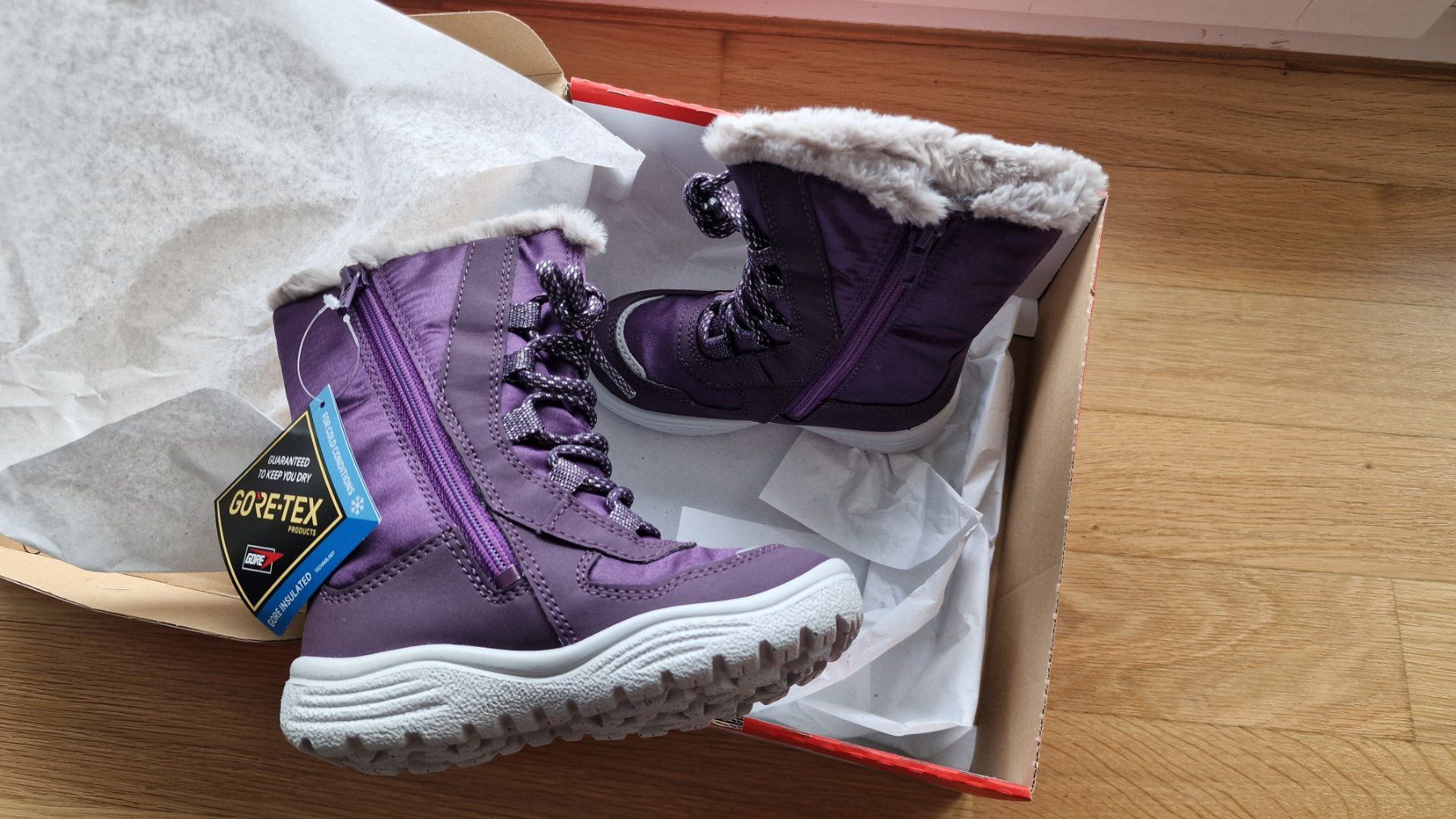 Superfit Scarpe per ragazze: Neue Superfit Crystal Stiefel (Größe 25) – Usato da Zug venduto da DanielHirsbrunner 2