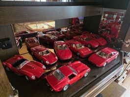 Modellautos Ferrari Sammlung guter Zustand 1:18 