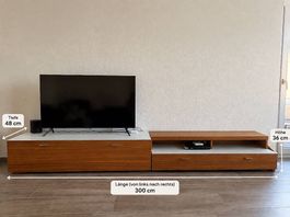 Hochwertiges Lowboard / TV-Möbel aus Holz