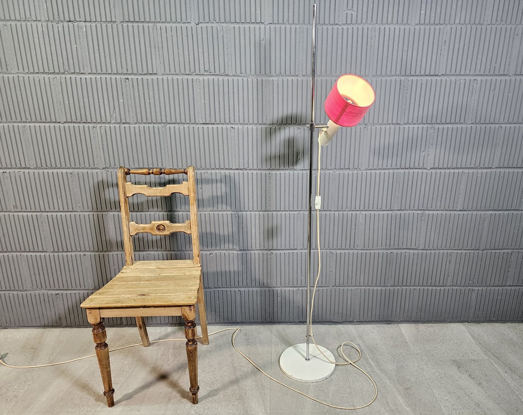 Lampen: 1960 Floor Lamp, Wohnzimmerlampe Stehlampe Ständerlampe – Gebraucht aus Nottwil von Wondewa-Shop 5