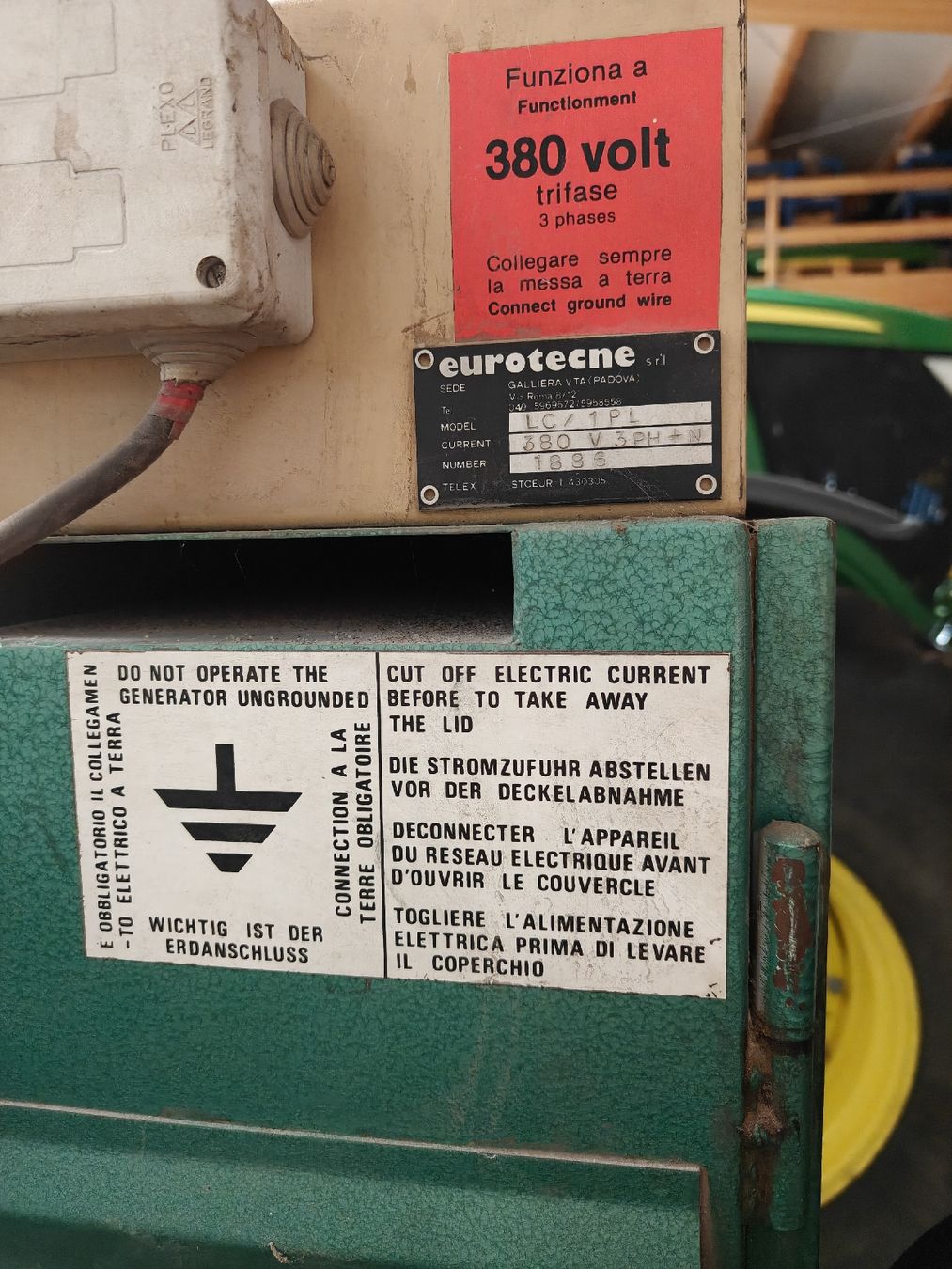 Tutte le macchine: Sableuse Eurotecne – Usato da Montricher venduto da Timoad 2