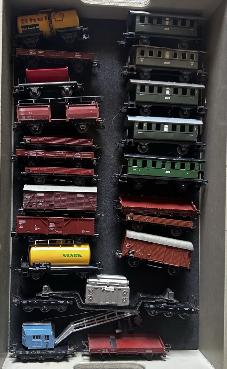 Modellini di ferrovie: MEGA Posten Loks H0-GS und Wagen ab 399.- – Usato da Sennwald venduto da HARO-Import 2