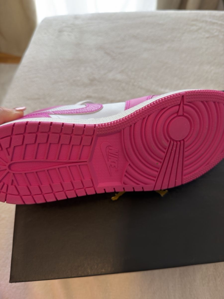 Jordan Scarpe per ragazze: Air Jordan 1 low GS – Nuovo (secondo la descrizione) da St. Gallen venduto da kir_87fb 4