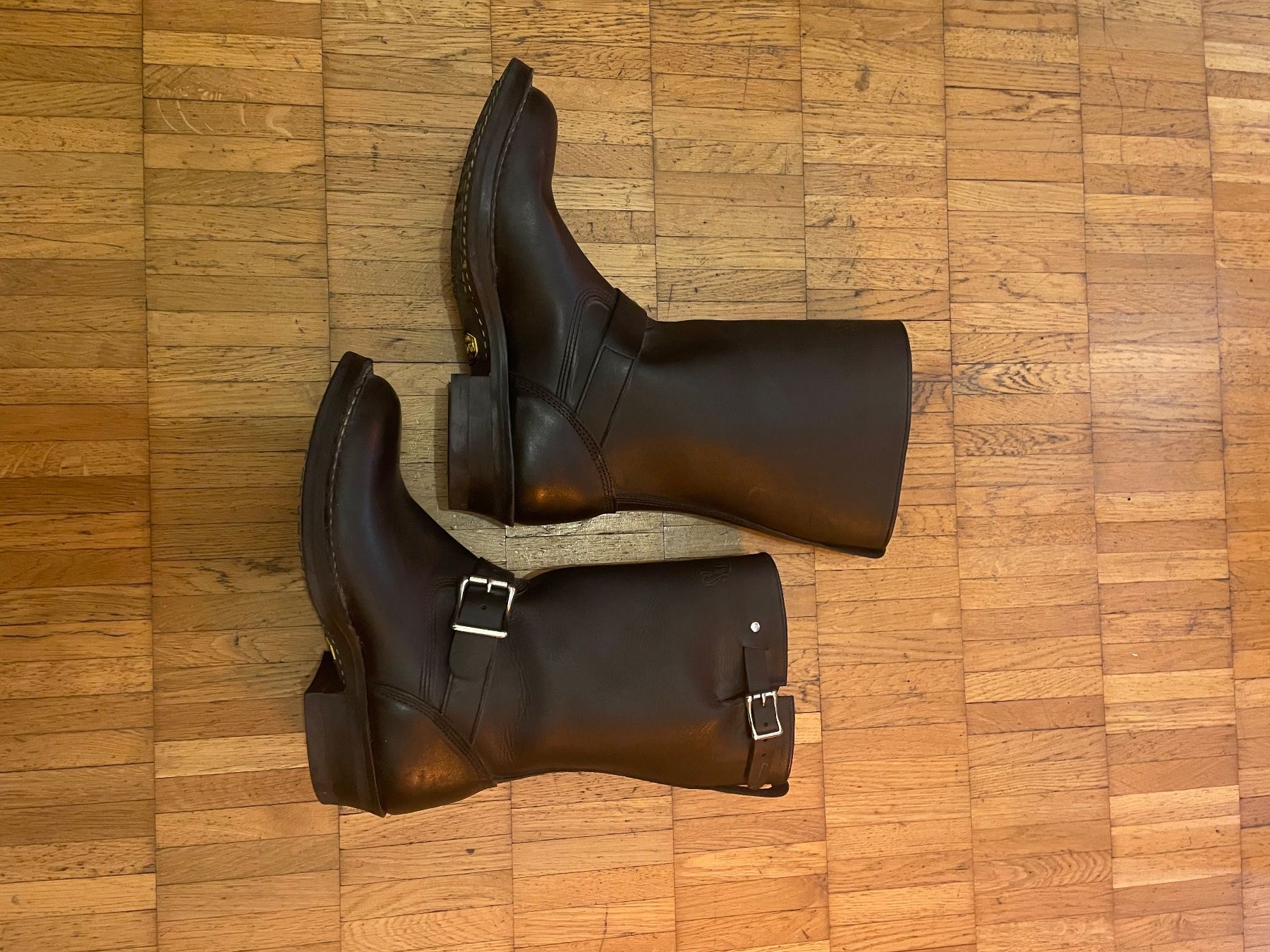 Vibram Herrenschuhe: Biker Engineer boots – Gebraucht aus Schlieren von walterstahl