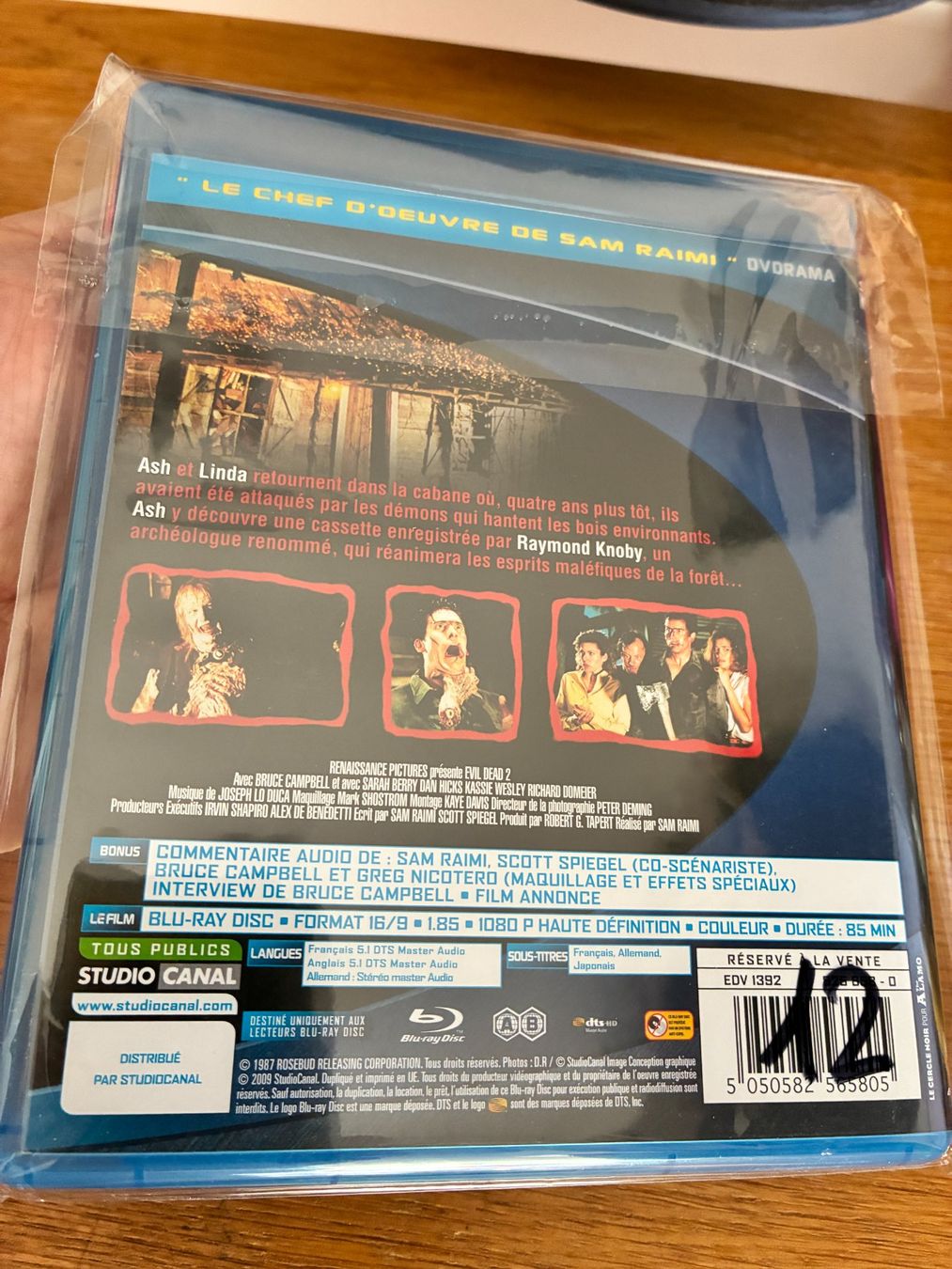 Tutti i DVDs: Evil Dead 2 (1987, Blu-ray, Sam Raimi, Bruce Campbell) – Usato da Vevey venduto da zecollector 1