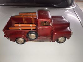 Vintage Deko-Truck aus Metall, bordeauxrot, Top Zustand!