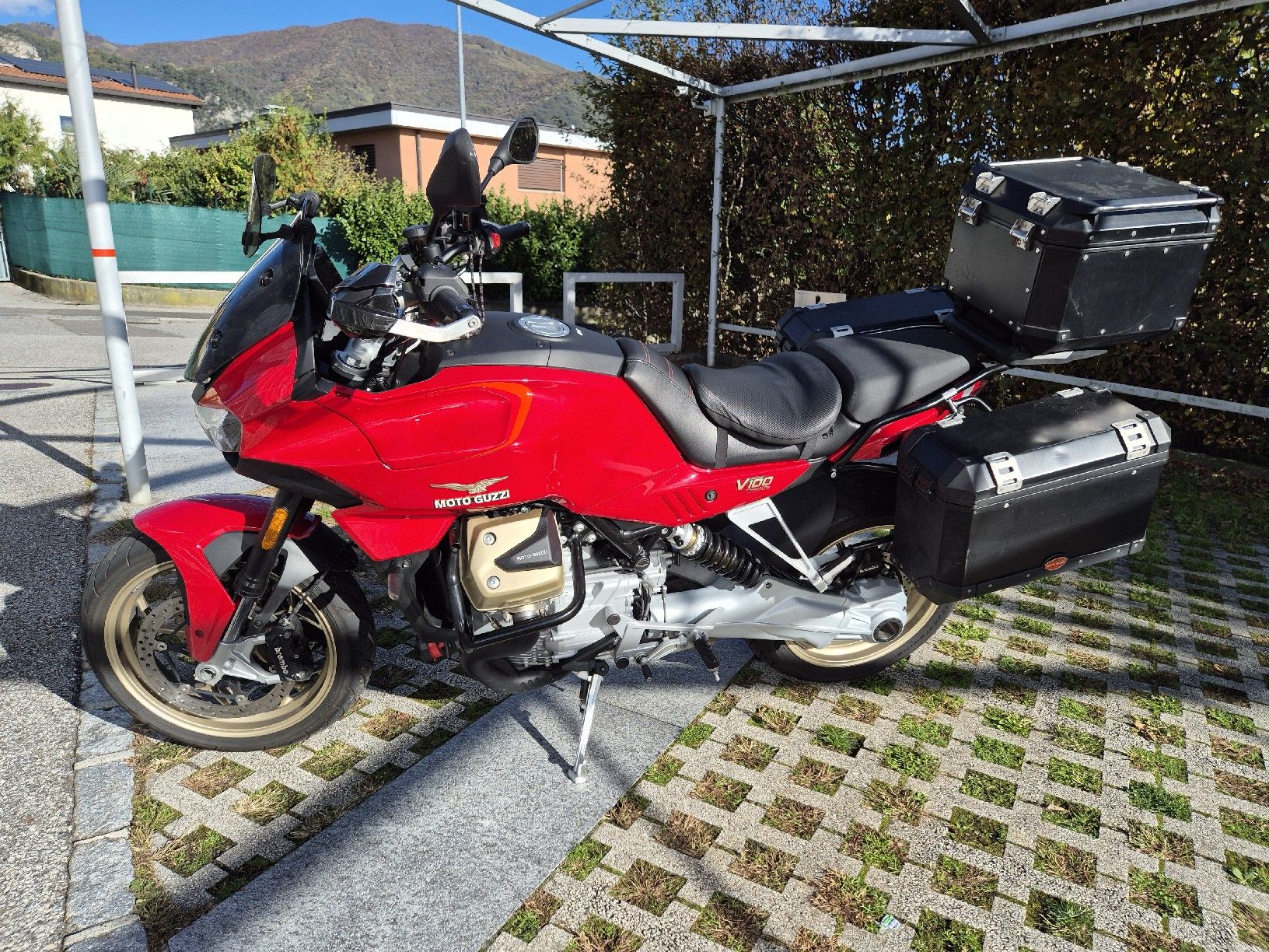 Moto Guzzi Touring: Moto Guzzi V100 – Usato da Besazio venduto da cattivik631 1