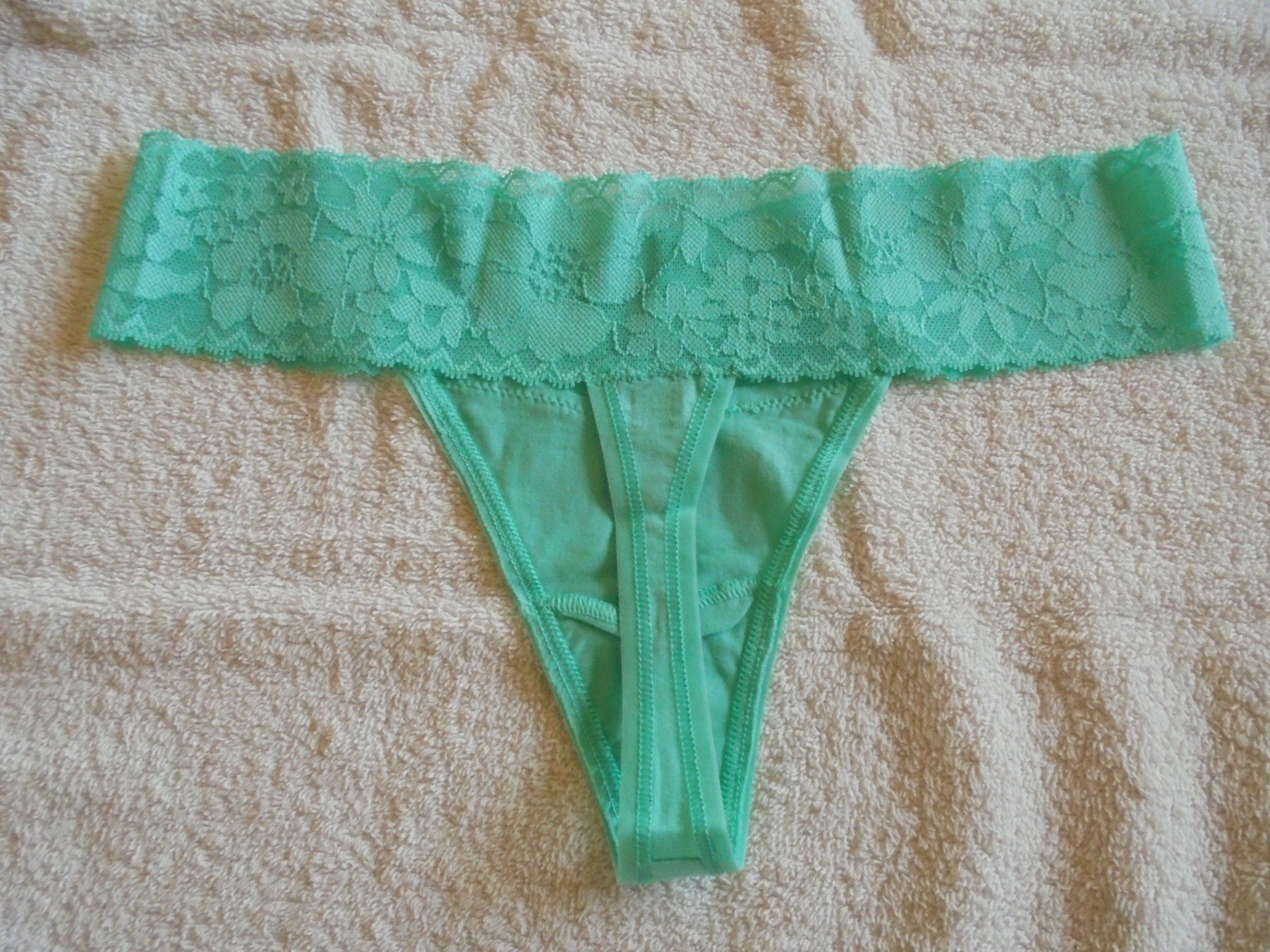 Victoria's Secret Sonstige Unterwäsche: VICTORIA'S SECRET THONG, S, NEU – Neu und originalverpackt aus Aarau Rohr von PinkSchwein 3