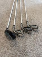 Wilson Golf Set, SW, Eisen 9, Eisen 7 und 5er Wood