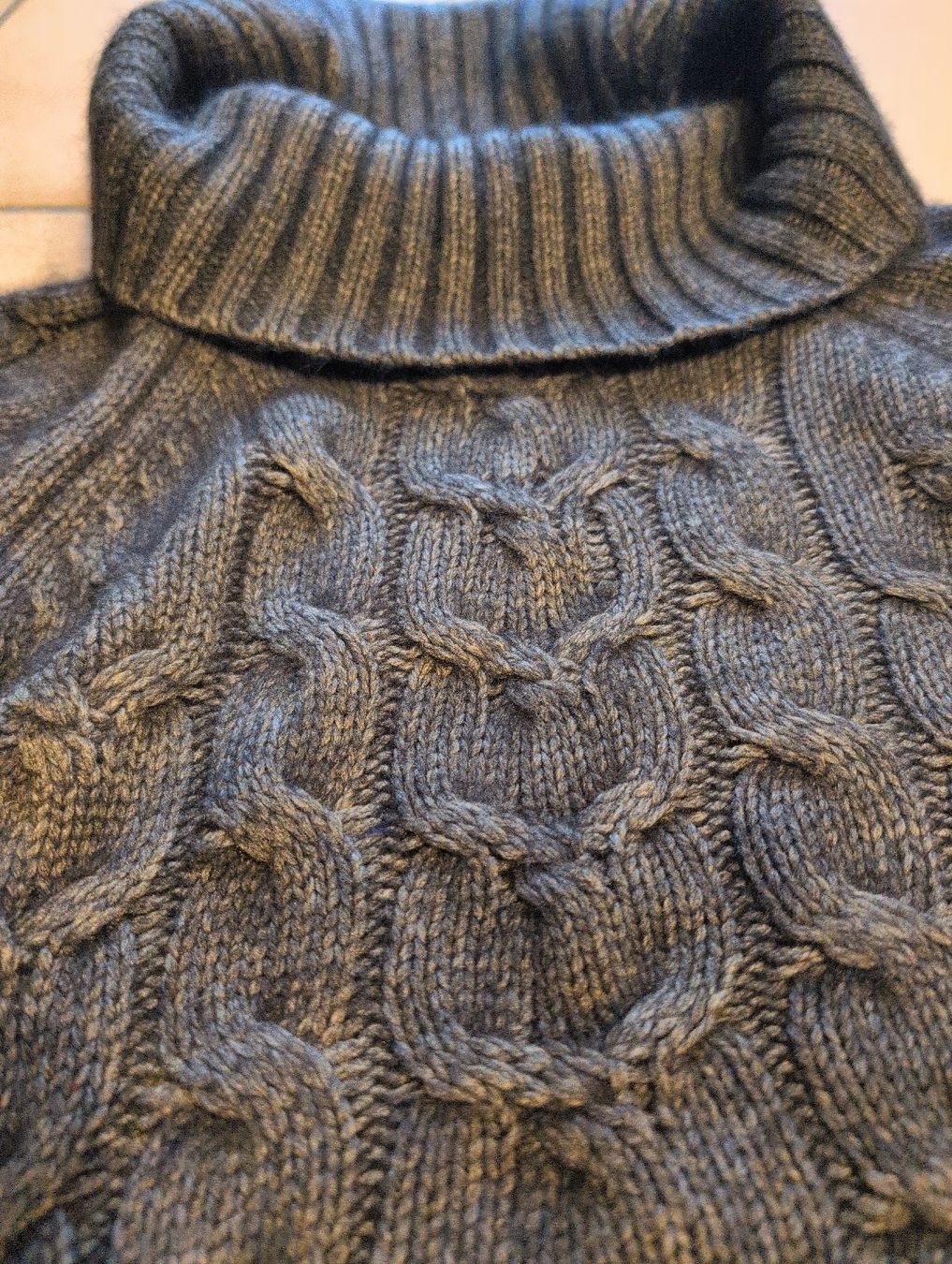 Pulls & Sweat-shirts: Strickpullover Grau Gr. S – Neuf (Voir description) à Unterlunkhofen par SophieS. 1