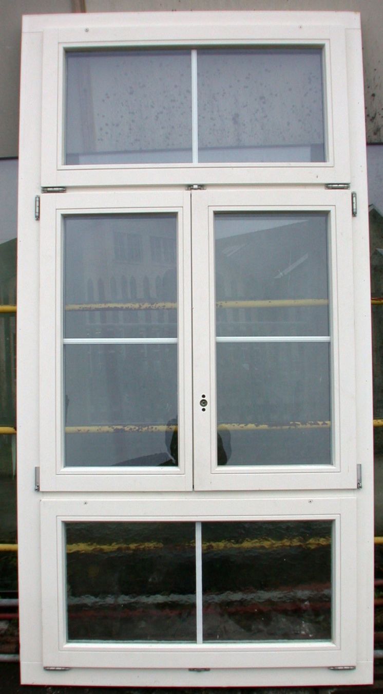 Finestre: Holzfenster mit IV f Sitzplatzverglasung oder Industriefenst – Usato da Winterthur venduto da BauTeilLaden2000 1
