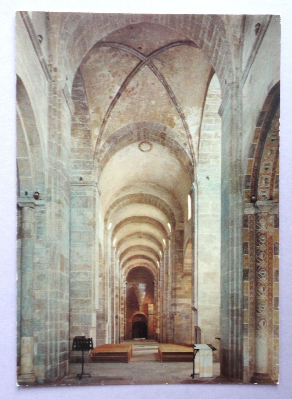 Ansichtskarten: Abbatiale de Payerne, Nef est-ouest Xle s. – Gebraucht aus Fétigny von Billy2miny