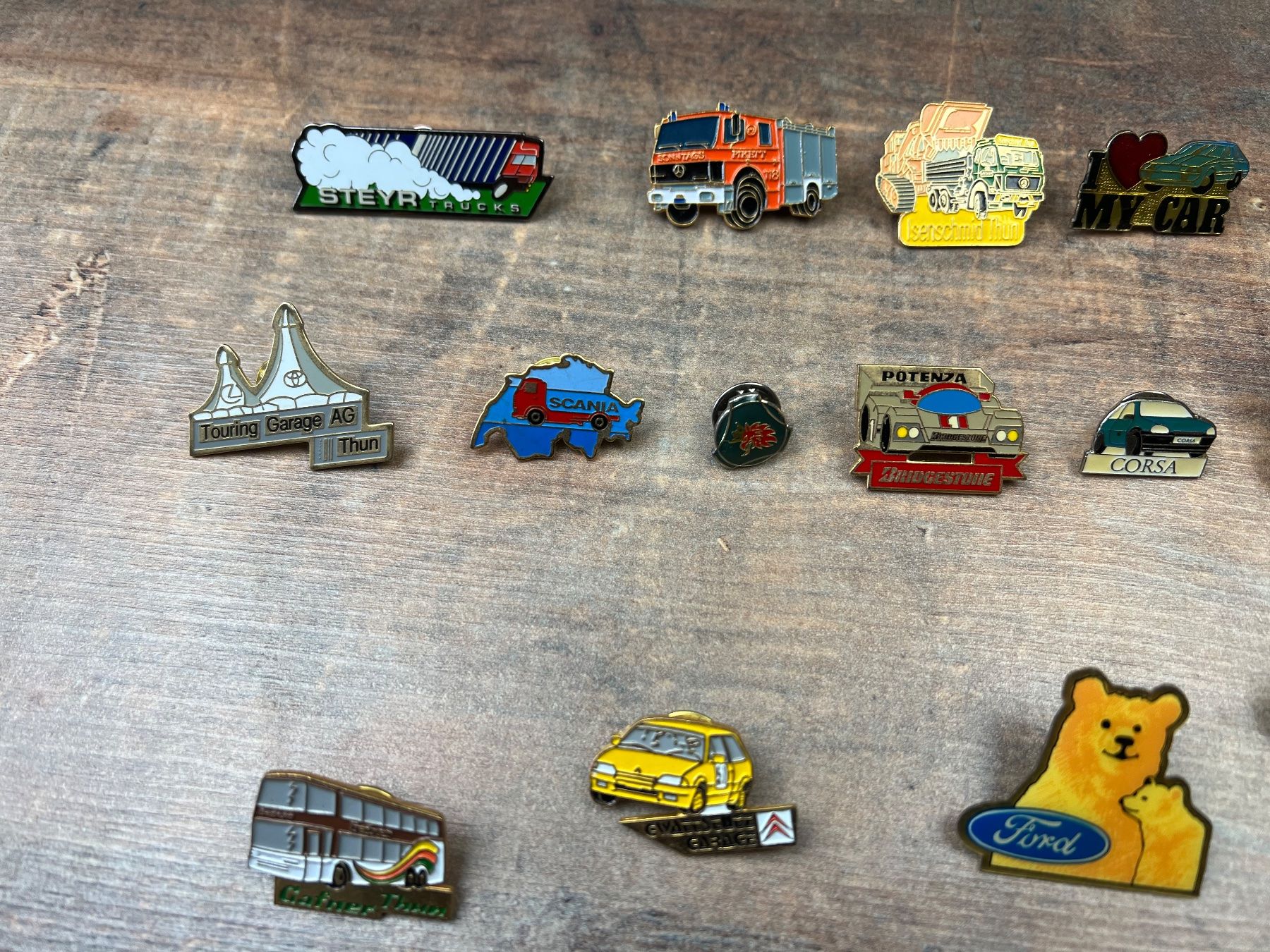 Spille & Fermagli: Pin Sammlung Auto Marken etc. 1 – Usato da Hallau venduto da R.R.91 1