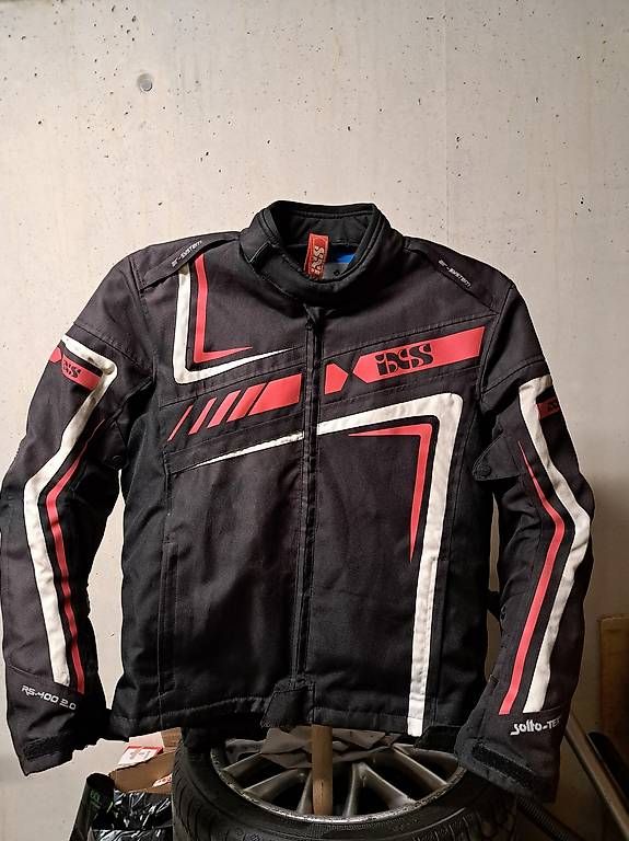 Jacken: Jacke und Helm – Gebraucht aus Lyss von schacheli 2