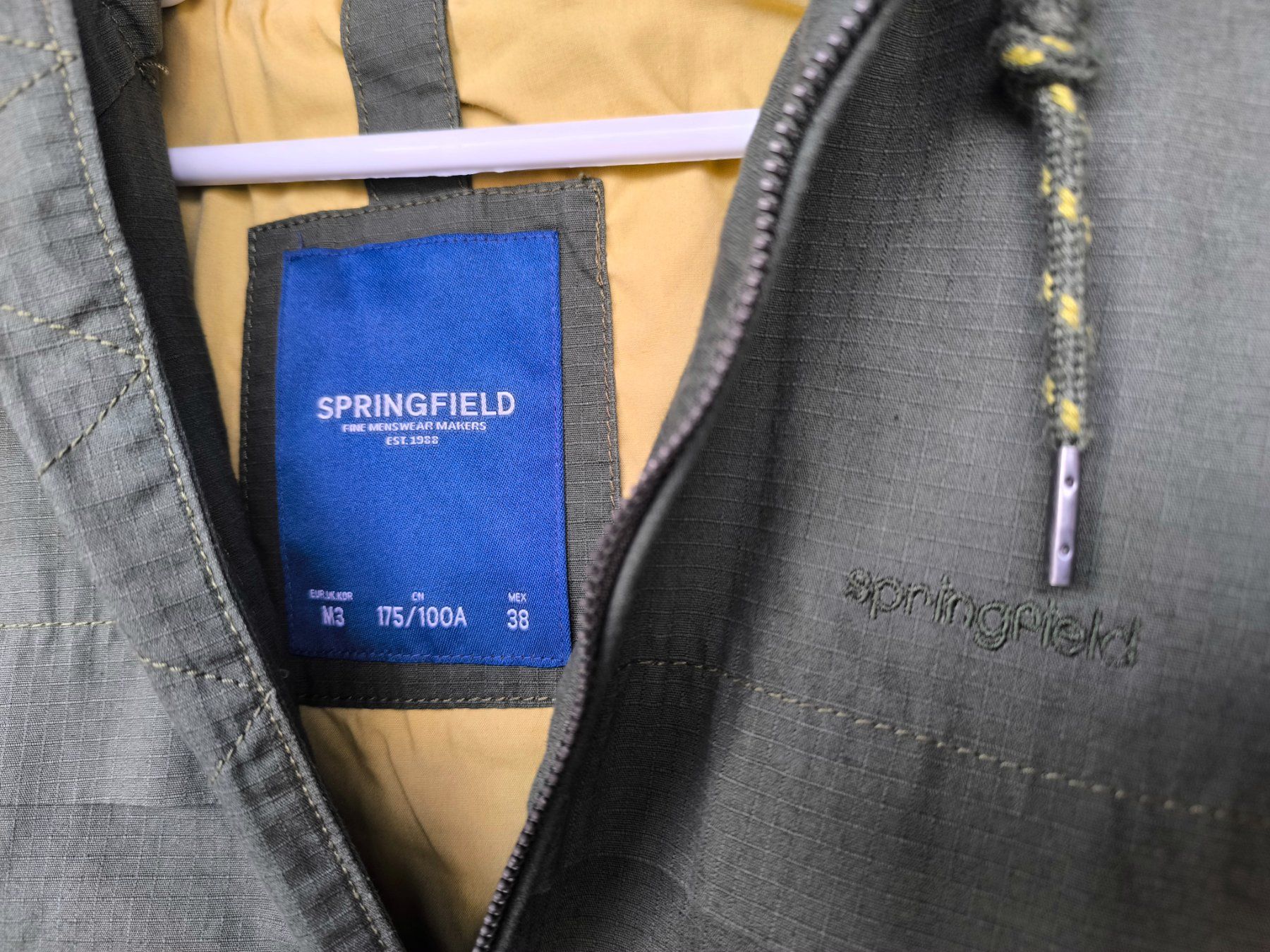 Giacche: Veste Mi-saison Springfield – Usato da La Chaux-de-Fonds venduto da DMCJN 2