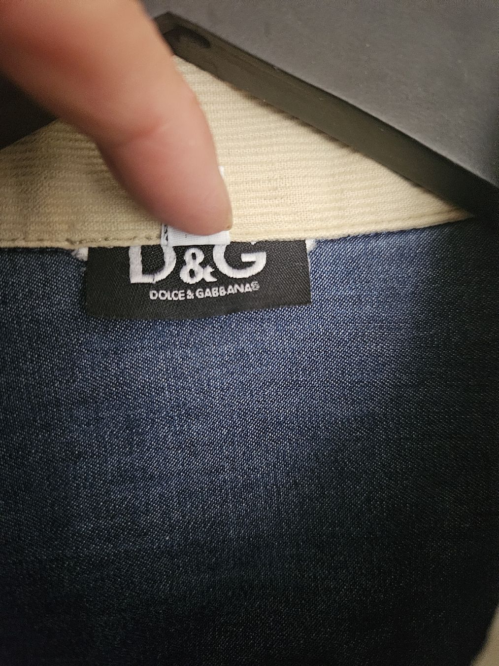 Dolce & Gabbana Camicette: chemise en jeans – Usato da Chêne-Bourg venduto da gab_7cg8 2