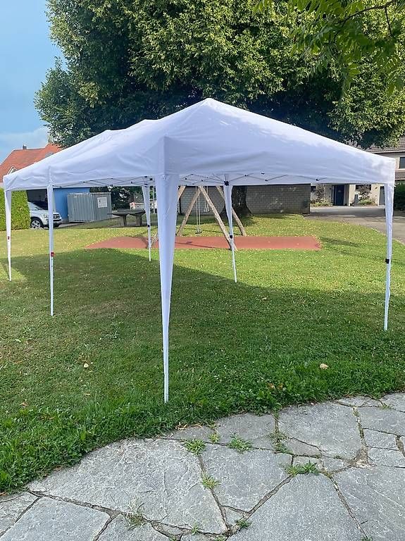 Services et réparations: Partyzelt mieten  – D'occasion à Langrickenbach par Gast 2