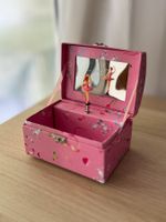 Boîte à bijoux avec danseuse - abîmée