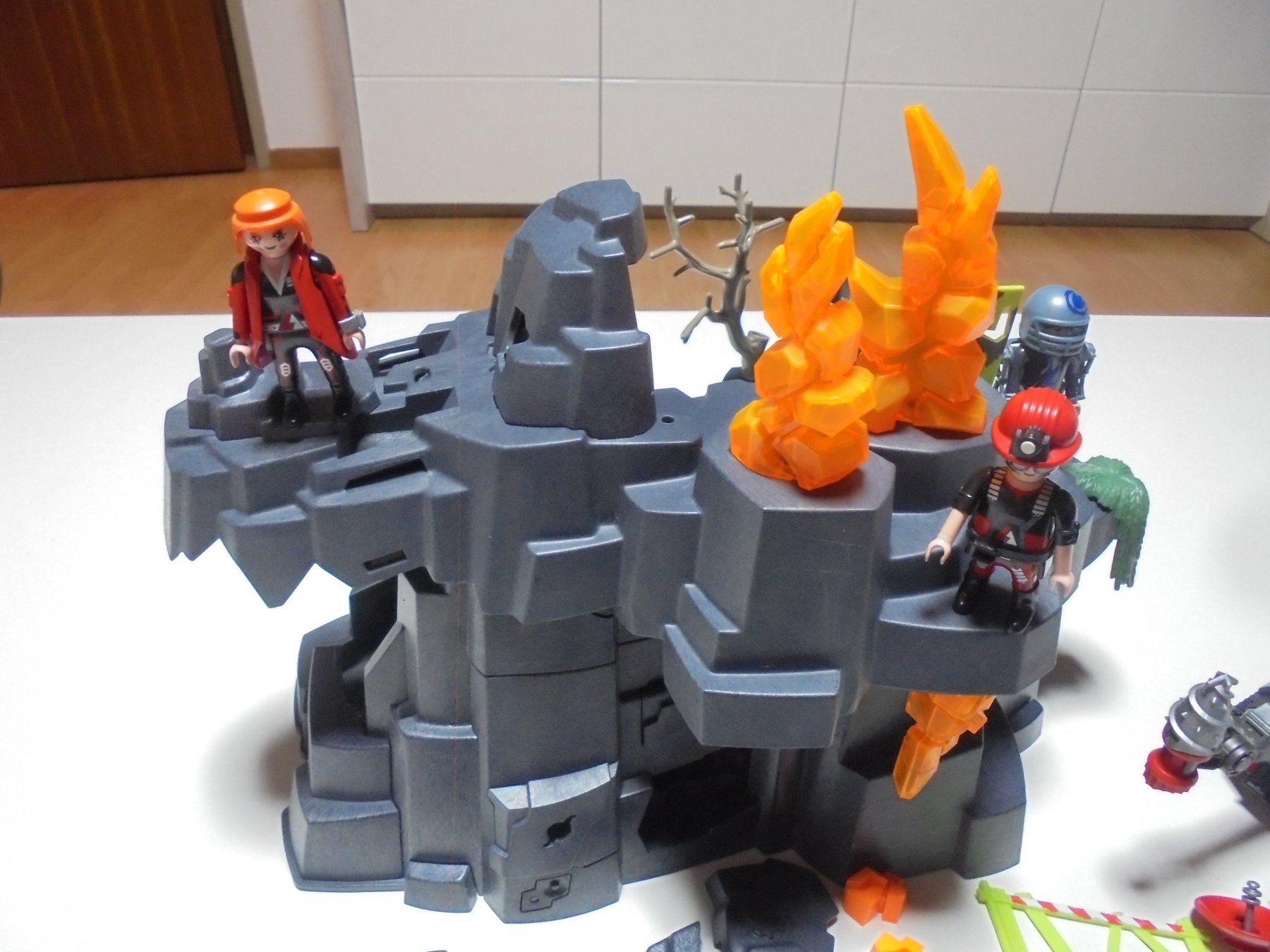 Playmobil Giocattoli: PLAYMOBIL - 70623 - DINO - ROCK – Usato da Gelterkinden venduto da ajdt4 1