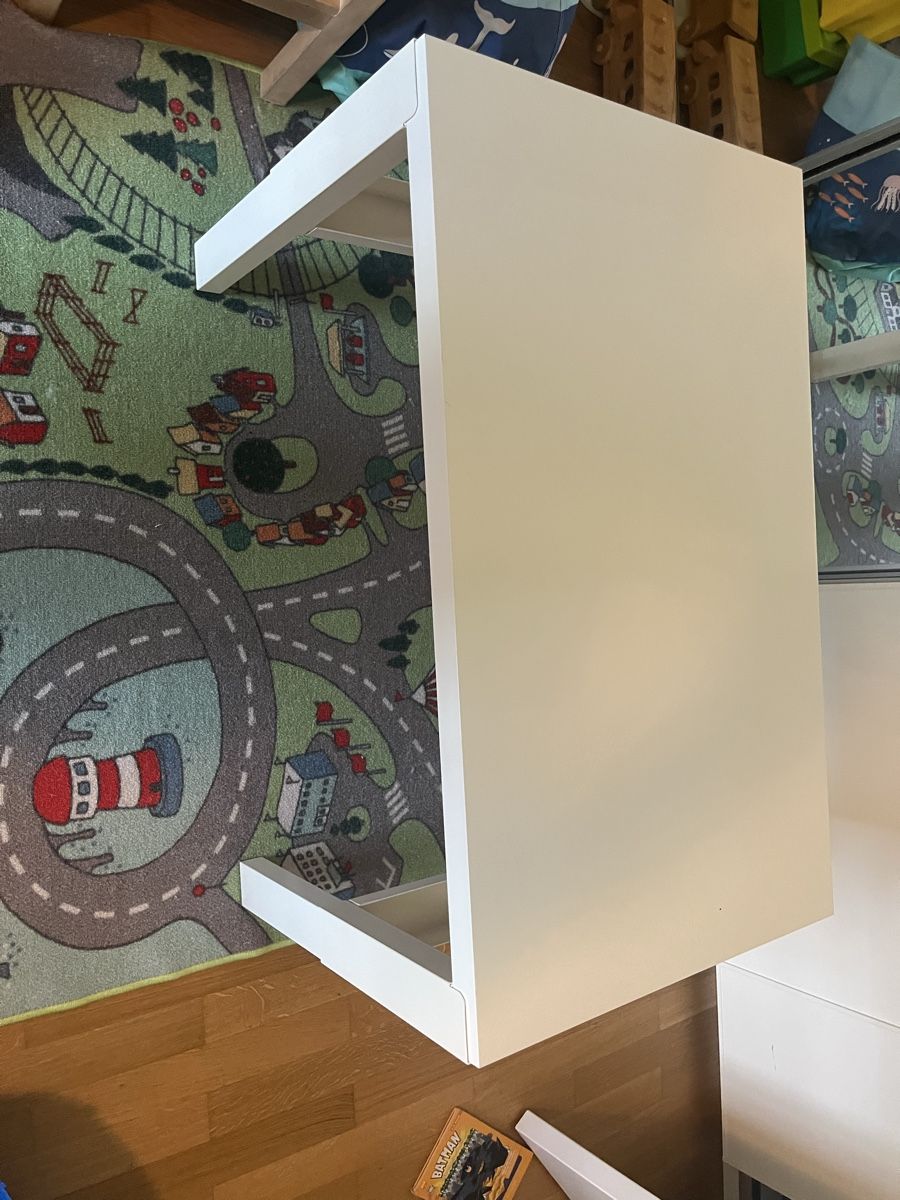 Ikea Scrivanie: Ikea Kindertisch PAHL – Usato da Pfäffikon SZ venduto da Marroni22 2