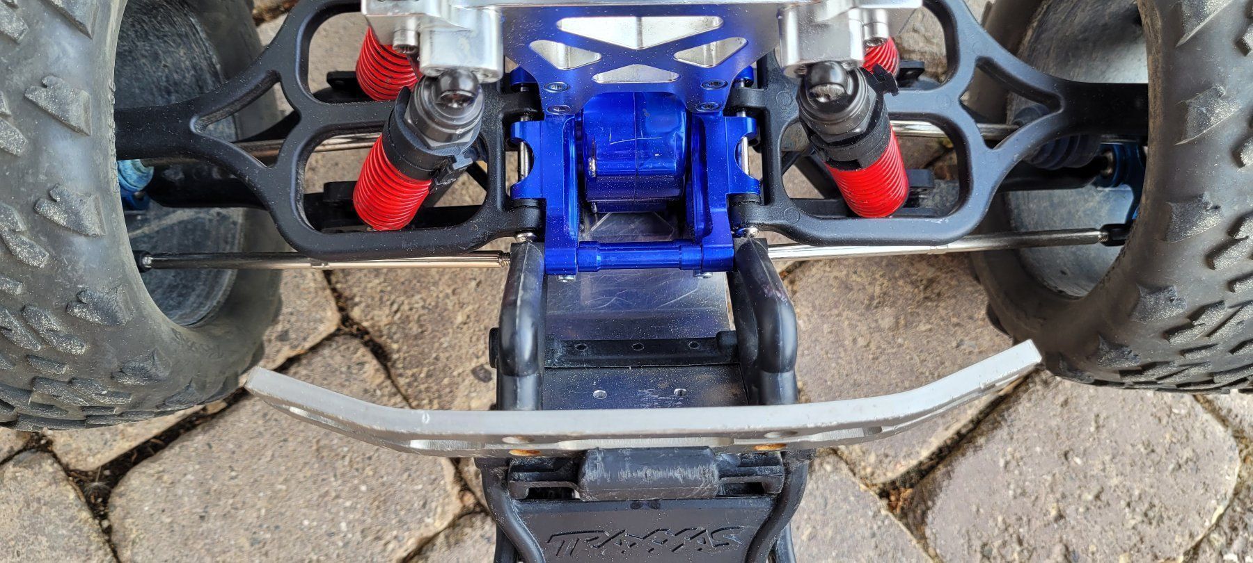 Modellismo RC: Traxxas E-Maxx Brushless - Alu Monster – Usato da Merenschwand venduto da Robin2 3