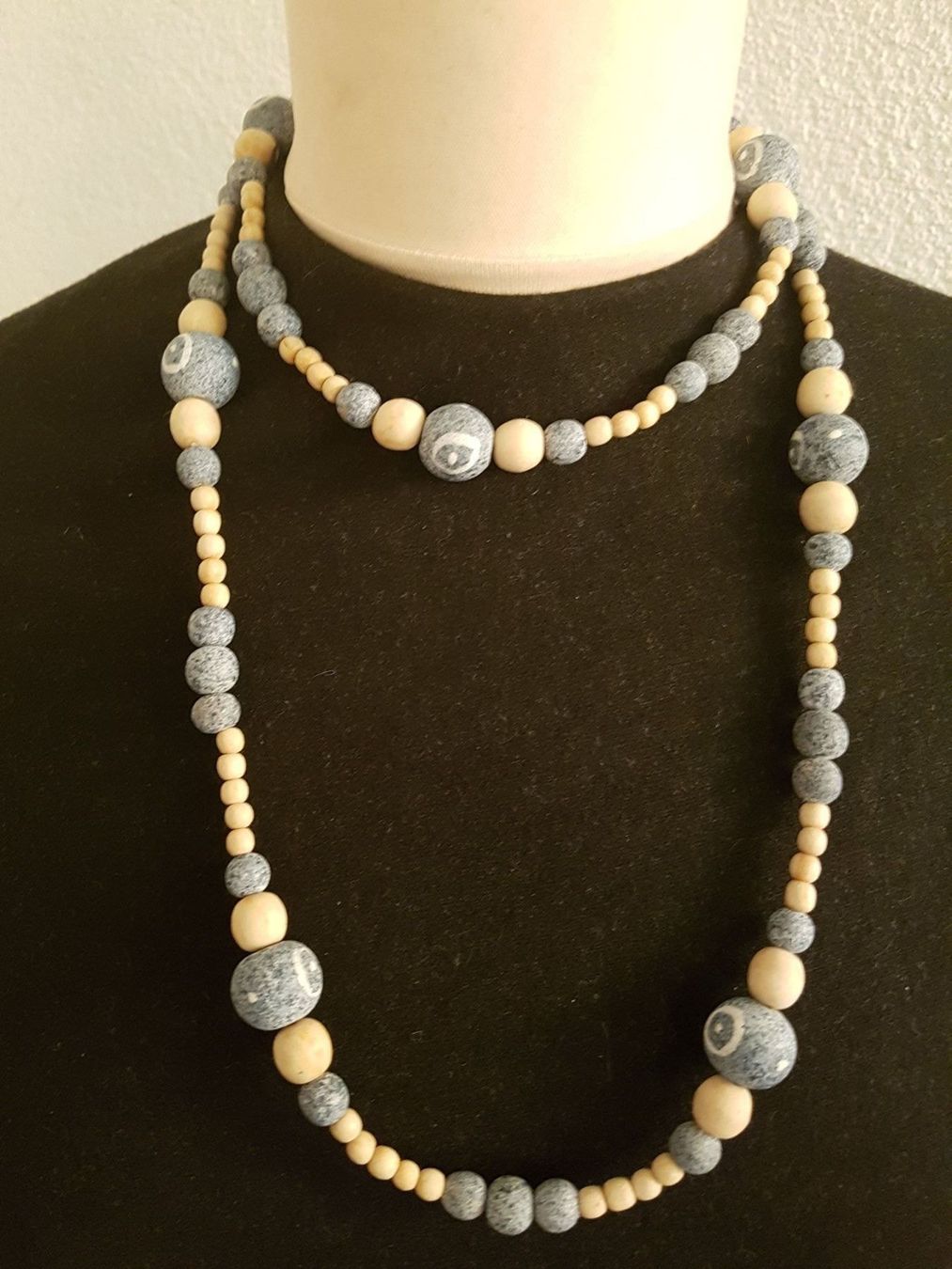 Catenine: Kette beige blau ciel maritimer Look. ca. 104cm – Usato da Ettingen venduto da Maranathatalitha 3
