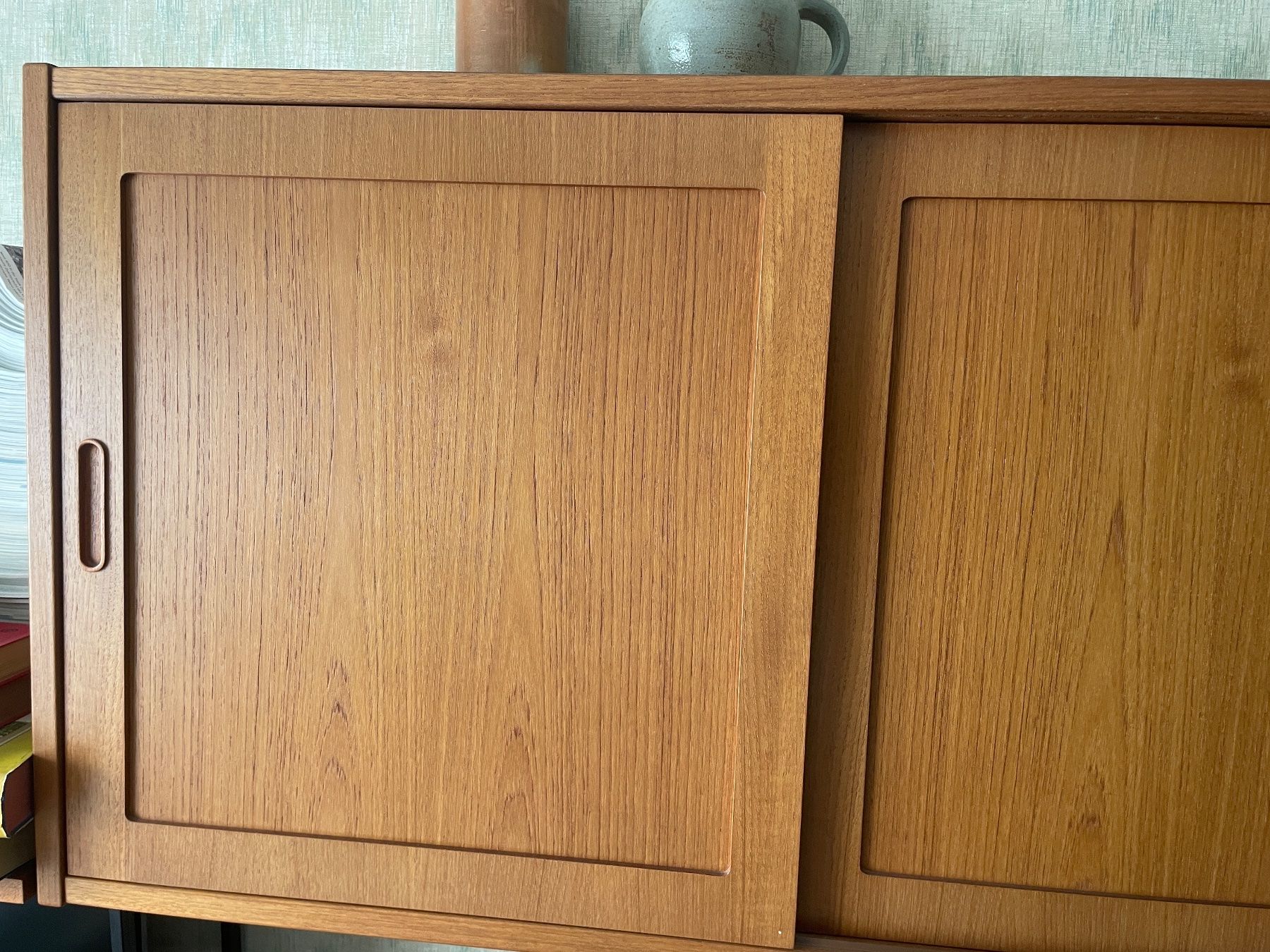 Commodes: Danish Teak Hundevad Kommode/Sideboard Mid Century – D'occasion à Volketswil par rubin74 3