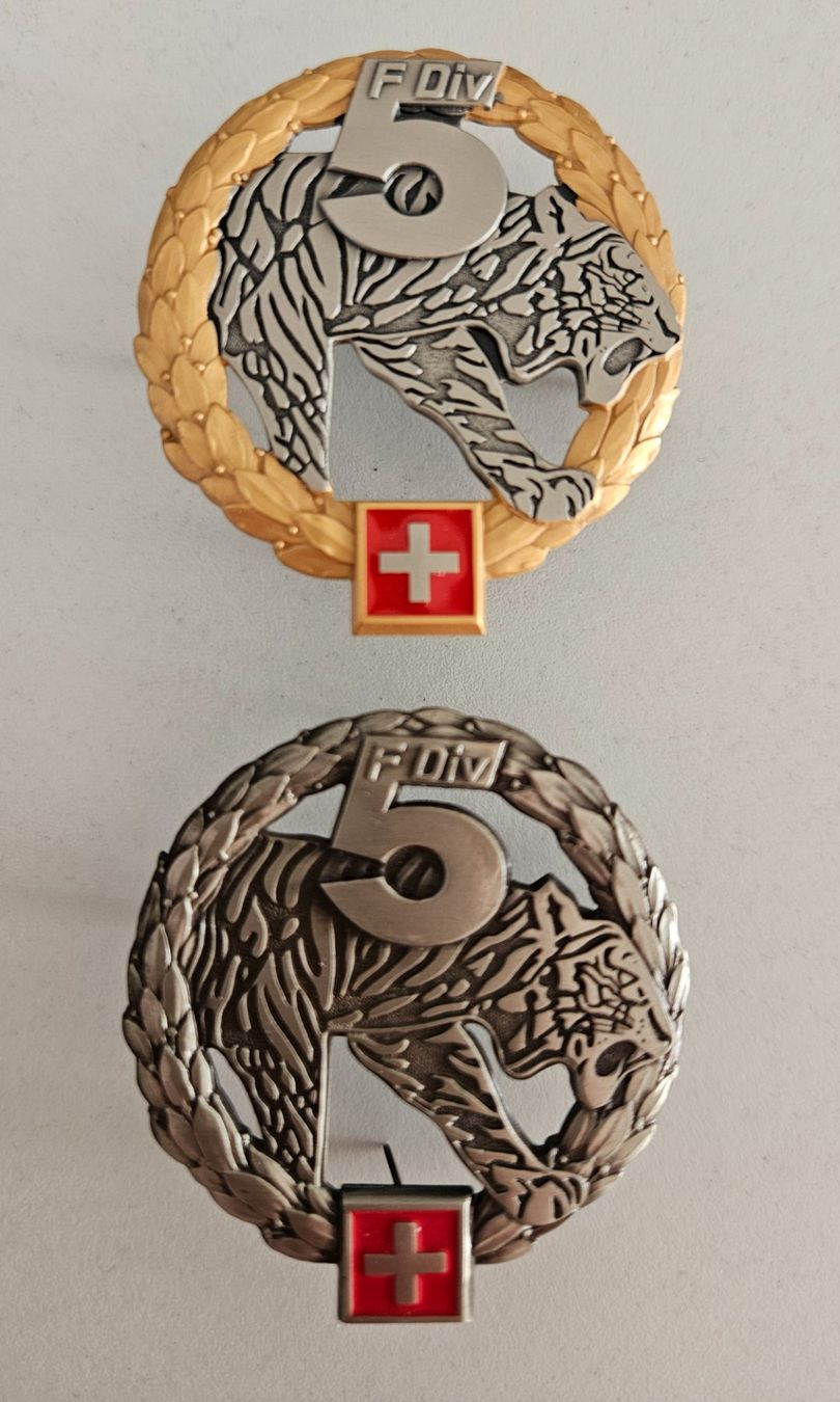 Schweizer Armee Plaketten & Abzeichen: Peret Emblem Schweizer Armee – Neu (gemäss Beschreibung) aus Urdorf von reg_q6nr