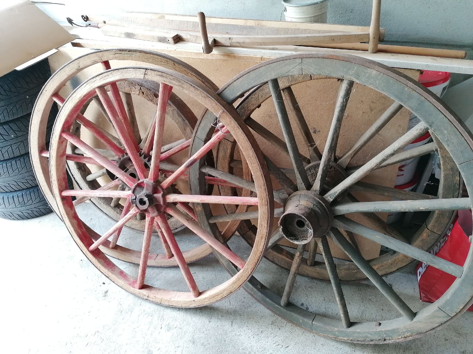 Tutte le decorazioni: Kutschenräder Holz Metall – Usato da Trubschachen venduto da Nevs81 3