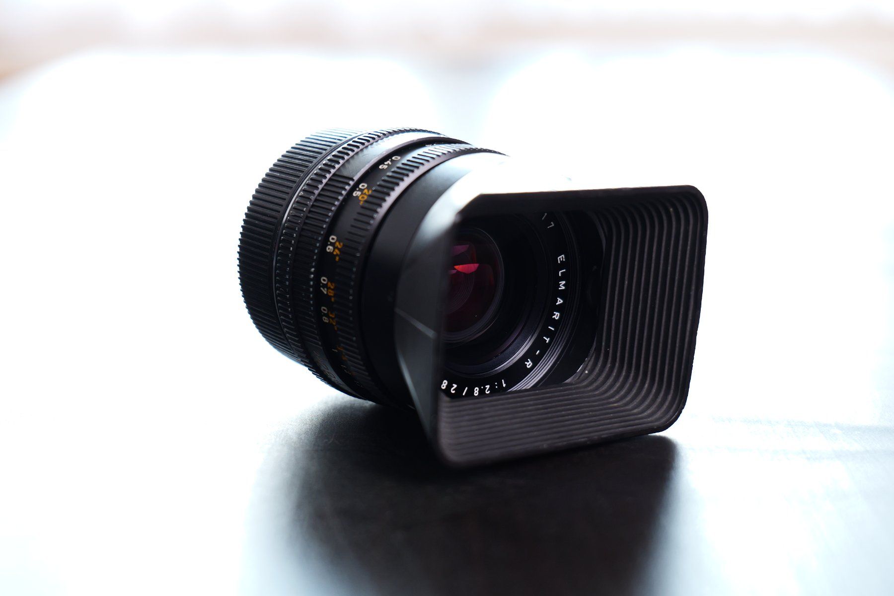 Leica Obiettivi: Leica Elmarit-R 28mm f2.8 – Usato da Tecknau venduto da LevinLaufmann 4