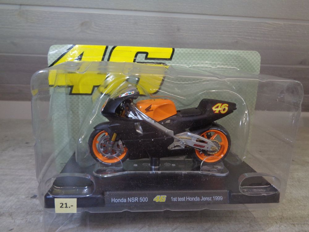 Maquette Honda NSR 500 Valentino Rossi – Échelle 1/18, Neuve Sous Blister