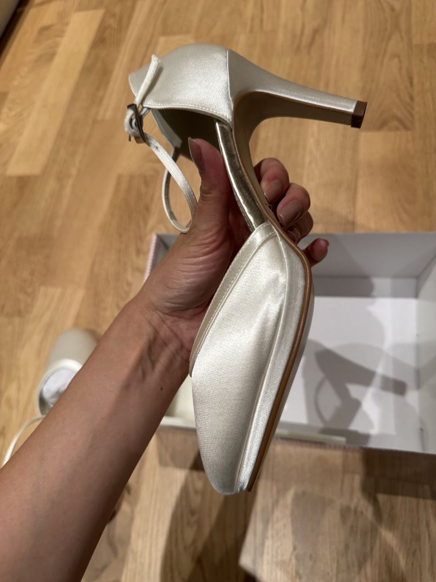 Rainbow Damenschuhe: Brautschuhe Marke Rainbow NEU!! – Neu und originalverpackt aus Niederwangen BE von Luxury.Second.Life 2