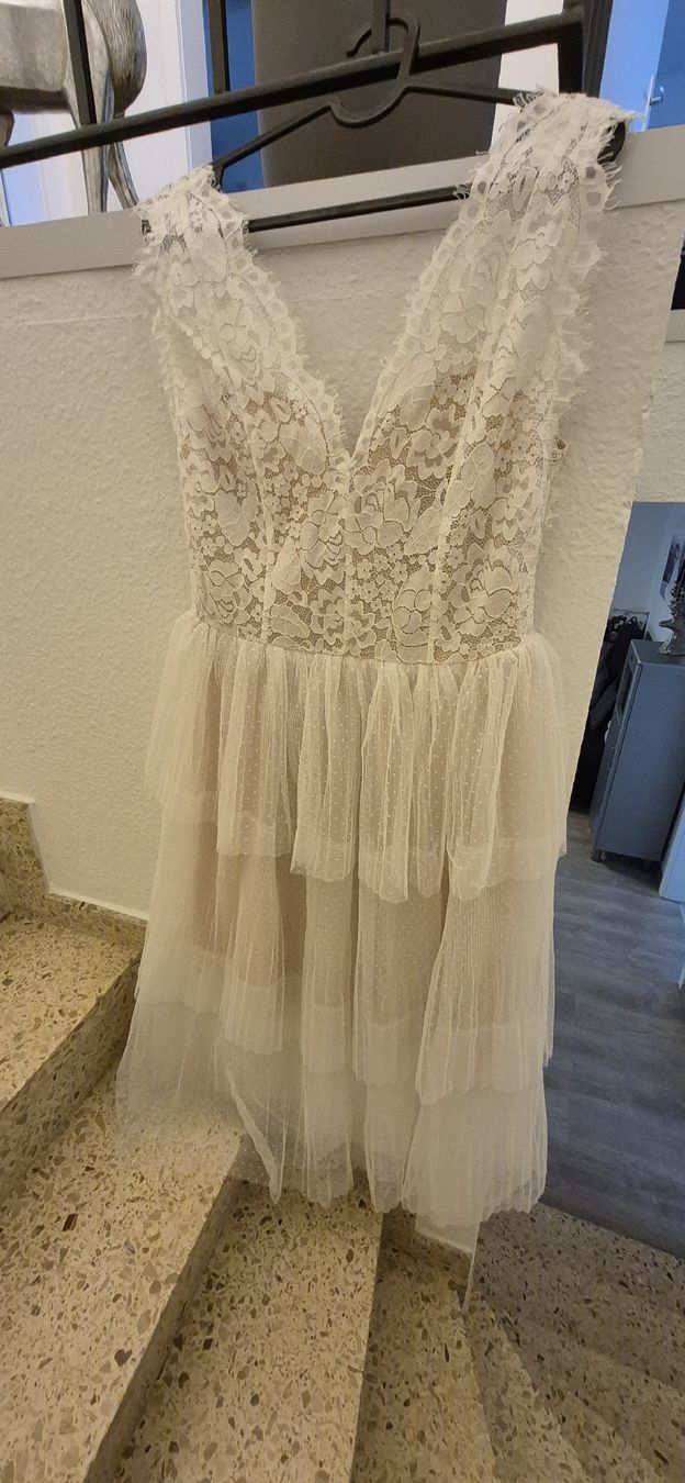 Vestiti: NEU Cocktailkleid Apart Gr.38 – Nuovo (secondo la descrizione) da Rodersdorf venduto da dane083