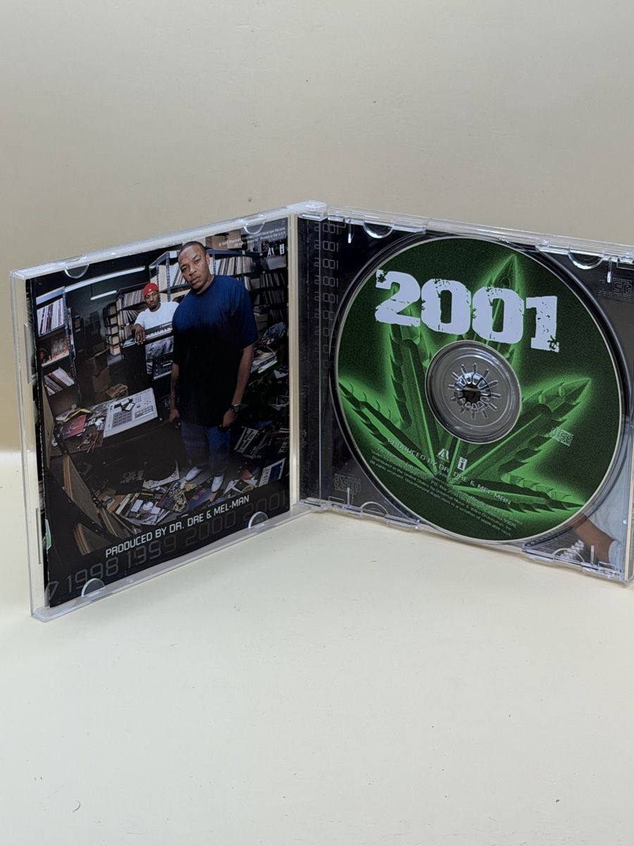 CD: CD Dr. Dre 2001 – Usato da Genève venduto da sho_67qj 2