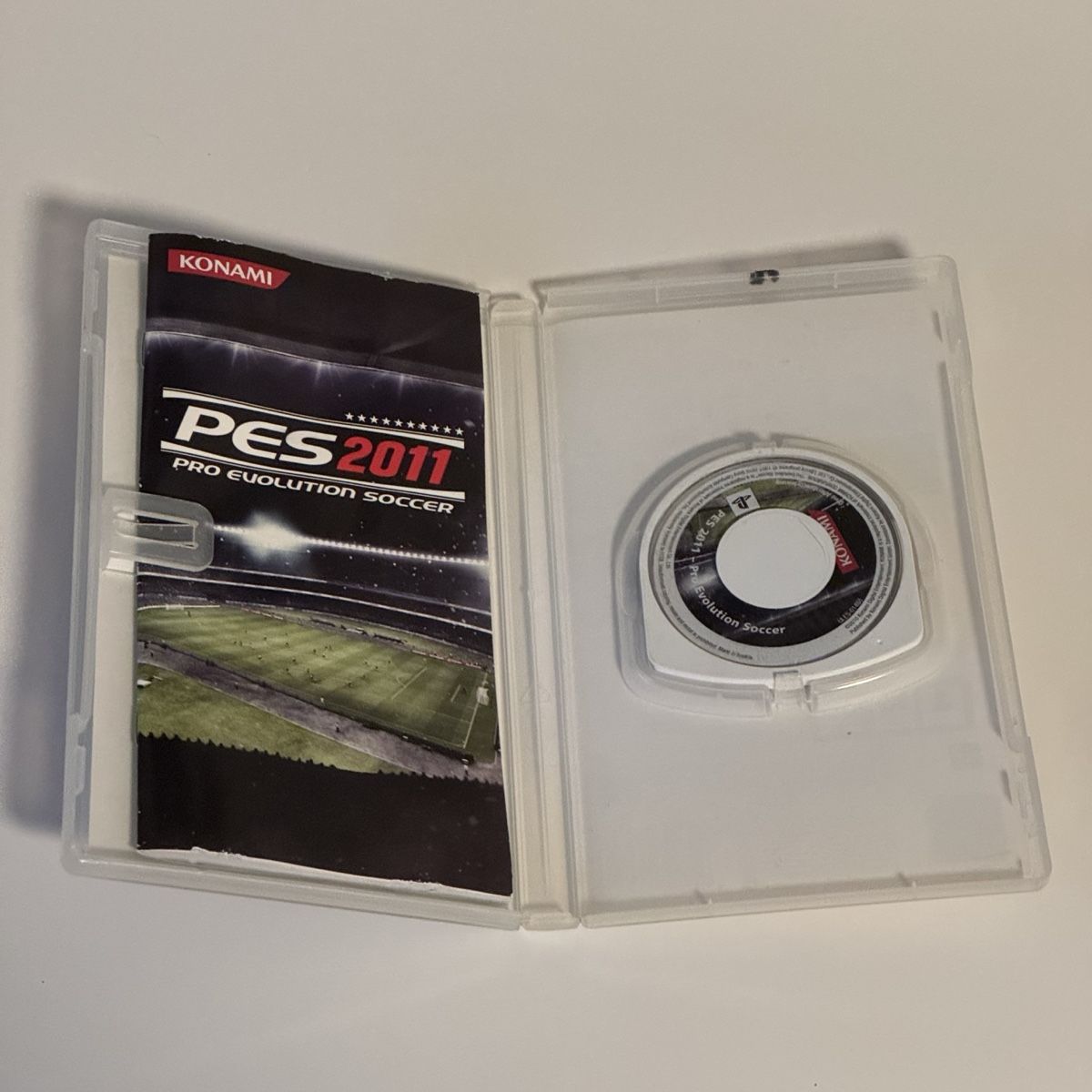 Giochi: PSP-Spiel PES 2011  – Usato da Rümlang venduto da vla_9g7d 1