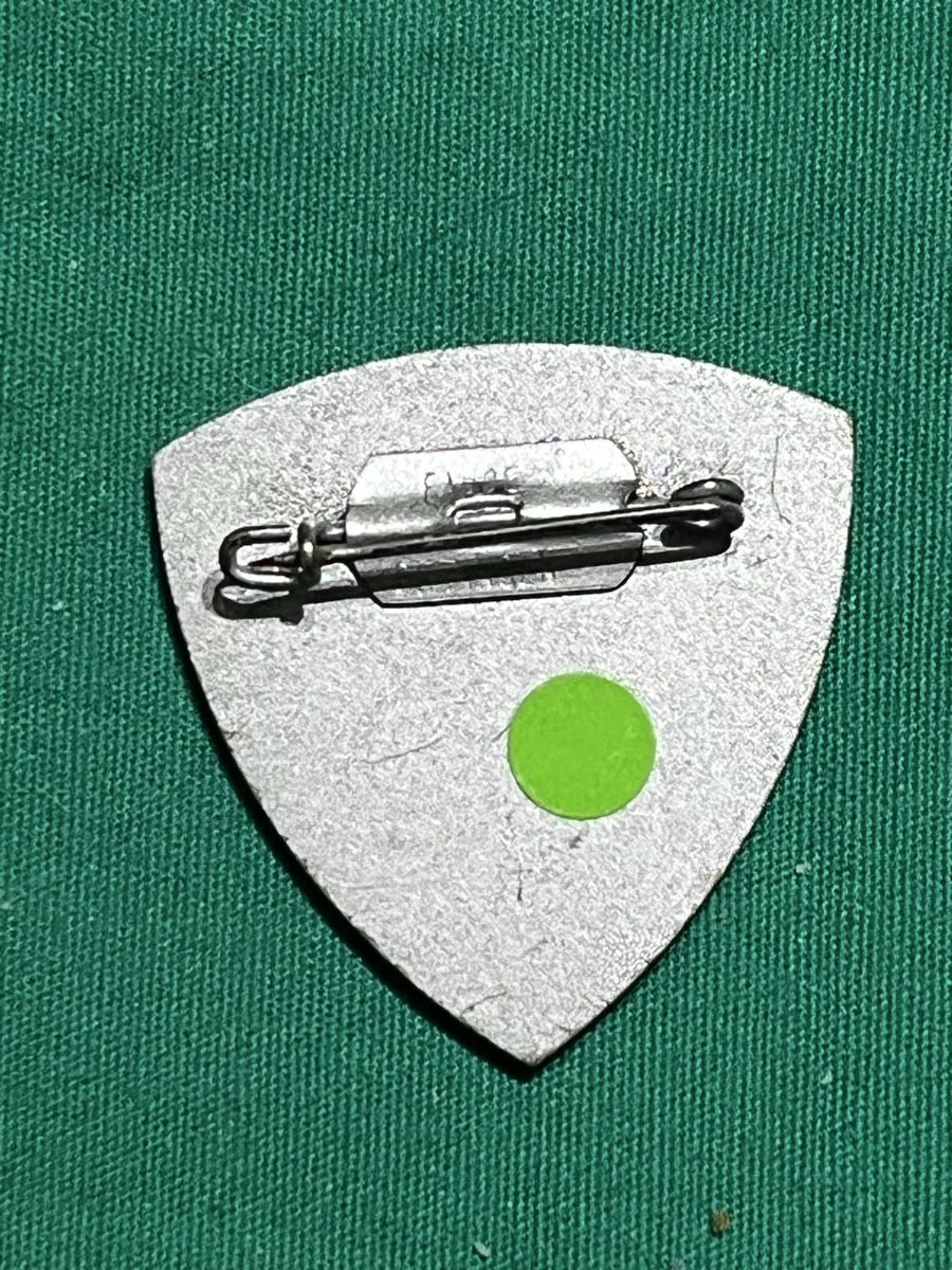Plaquettes & Badges: Skischule Sedrun – D'occasion à Itingen par Bebbi6569 1
