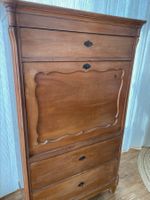Schöner Schreibsekretär im klassischen Biedermeier-Stil