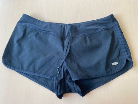 Buffalo Damen Shorts, schwarz, ideal für den Sommer!